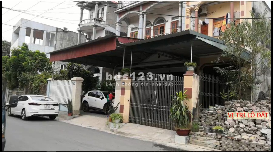 Chính chủ cần bán đấy cạnh khu đô thị Crowwn Villax Thái Nguyên, giá bán 1.2xx tỷ, lh 0986652582