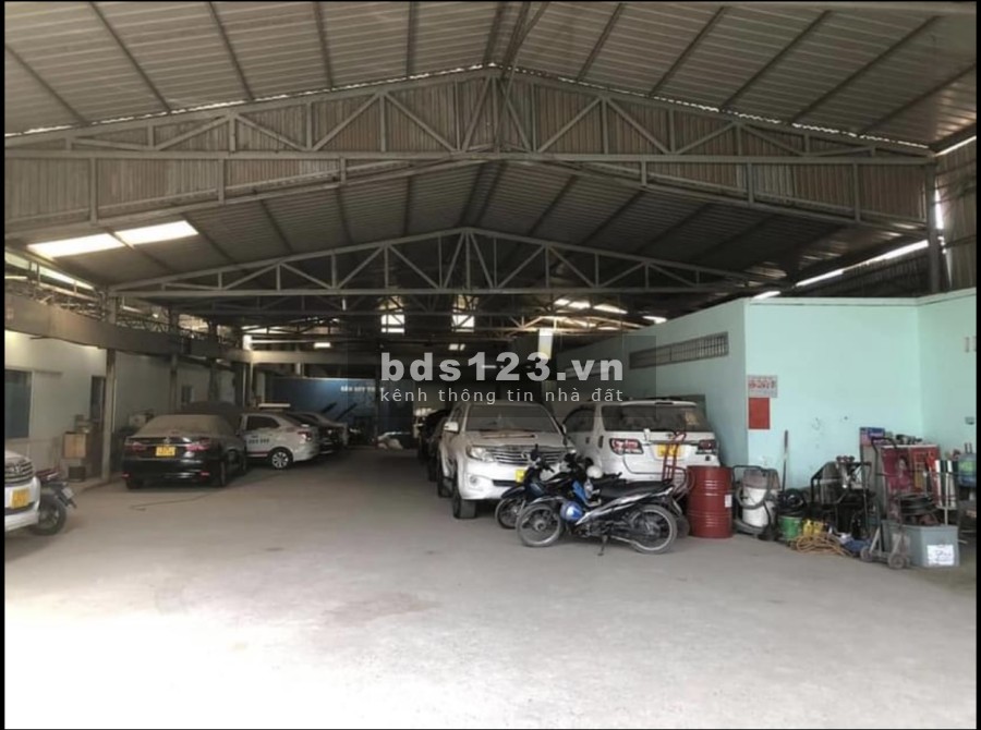 Kho, nhà xưởng cho thuê diện tích 2500m2 Quốc Lộ 1A An Phú Đông Quận 12 lh 0909298353