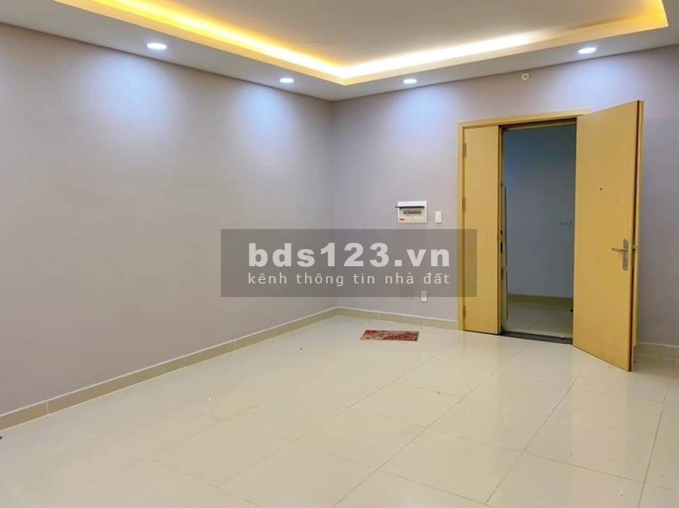 Chính chủ cần cho thuê căn hộ Oriential Plaza Âu Cơ 78m2 2PN 2WC nhà đẹp dọn vào ở ngay