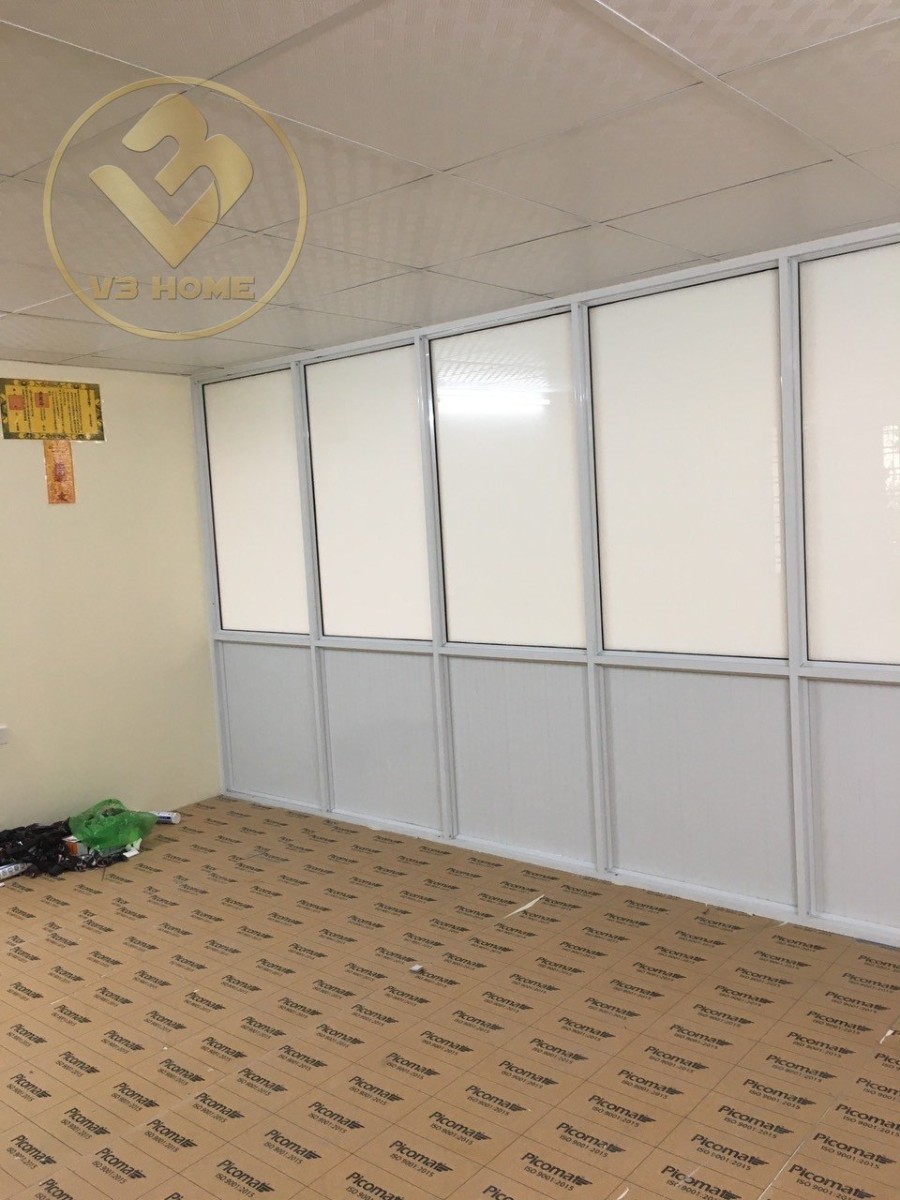 V3 Home cho thuê nhà mặt đường Trung Lực, thông sàn, giá 9 triệu/tháng, lh 0932708372