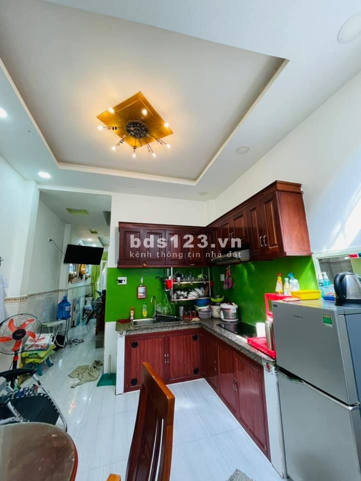 Bán nhà hẻm xe hơi Phạm Văn Hai, phường 5, Quận Tân Bình, diện tích 50m2, giá bán 6.35 tỷ