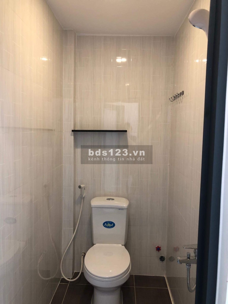 Nhà rộng 6x25m Nguyễn Sỹ Sách, sẵn 9 phòng trọ. Đường xe hơi tránh. 9,6 tỷ