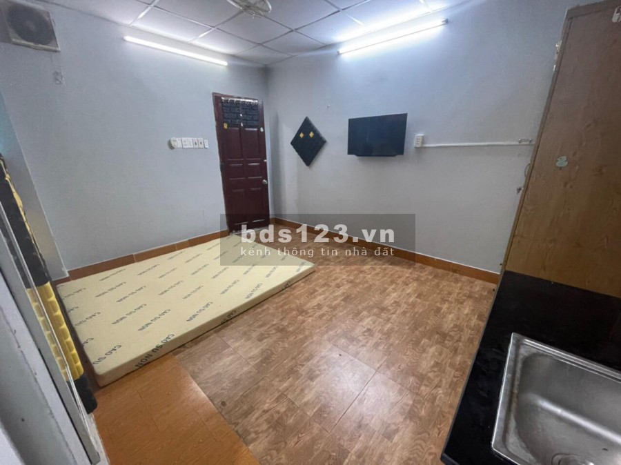 Cho thuê phòng trọ gần trường đại học công nghiệp thực phẩm, Quận Tân Phú, giá rẻ