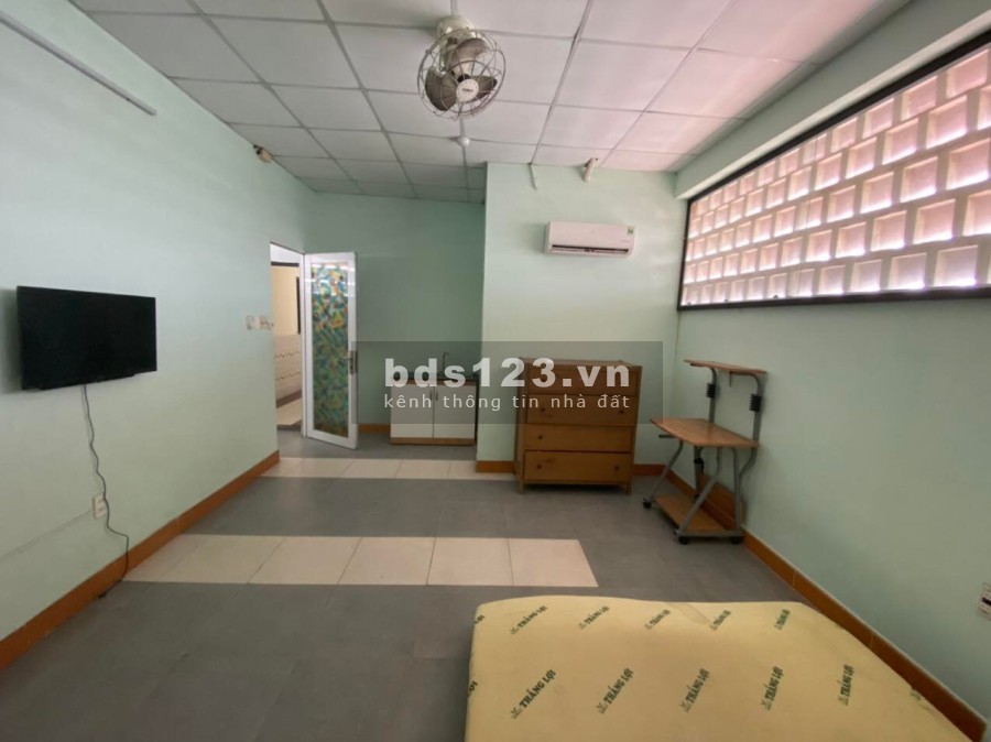 Cho thuê phòng trọ gần trường đại học công nghiệp thực phẩm, Quận Tân Phú, giá rẻ