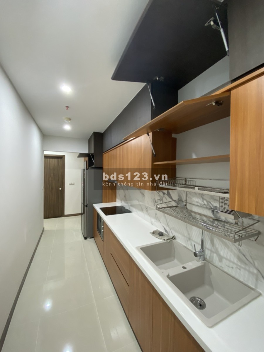 Chính chủ bán nhanh căn hộ cao cấp Hado Centrosa mặt tiền đường 3 tháng 2, Quận 10,