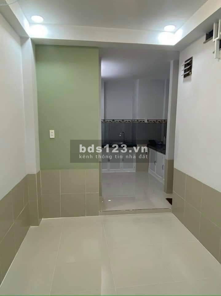 Bán nhà 1sec, Phú Nhuận hẻm ba gác gần mặt tiền. Chỉ nhỉnh 2ty