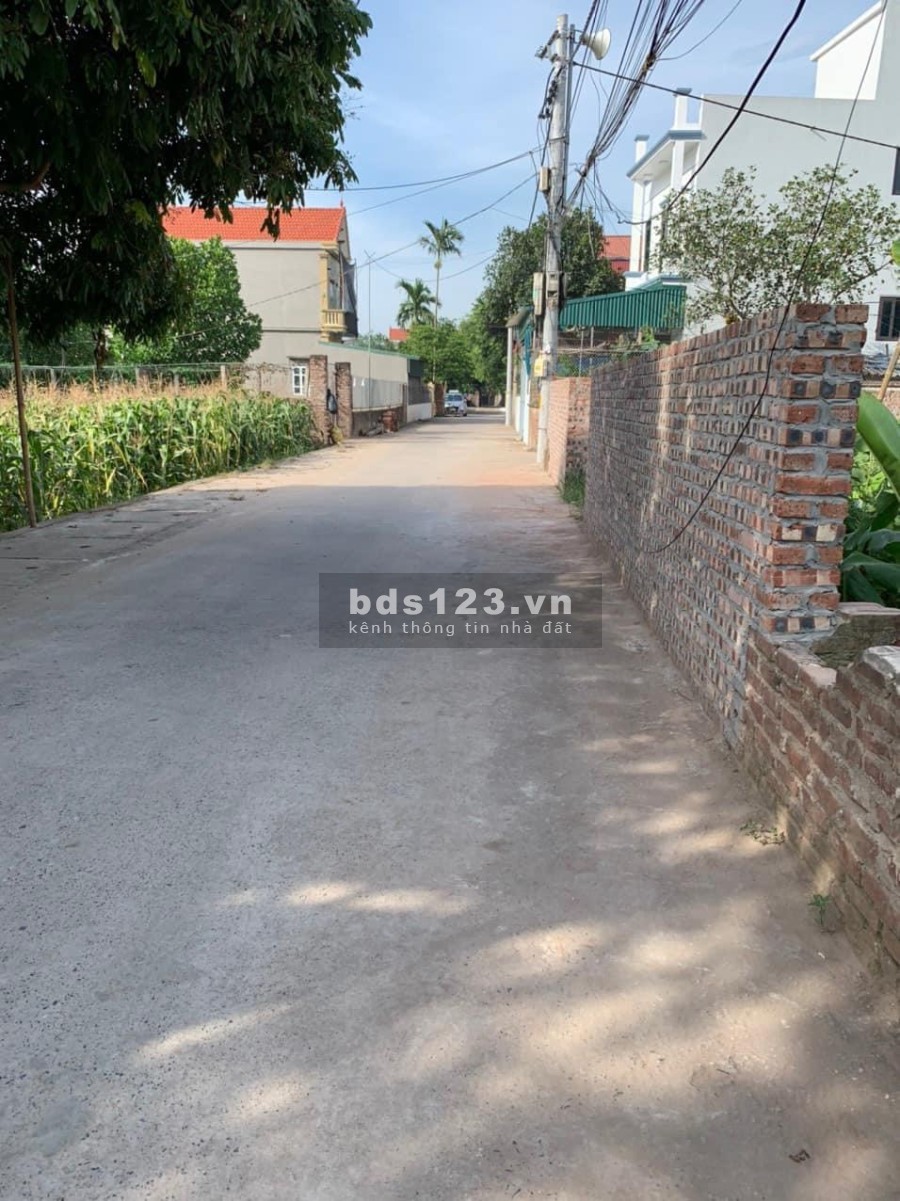 Diện tích 92m2 đất Quất Động Thường Tín, đường 6m ô tô tránh, mt 5,5m, gần khu công nghiệp