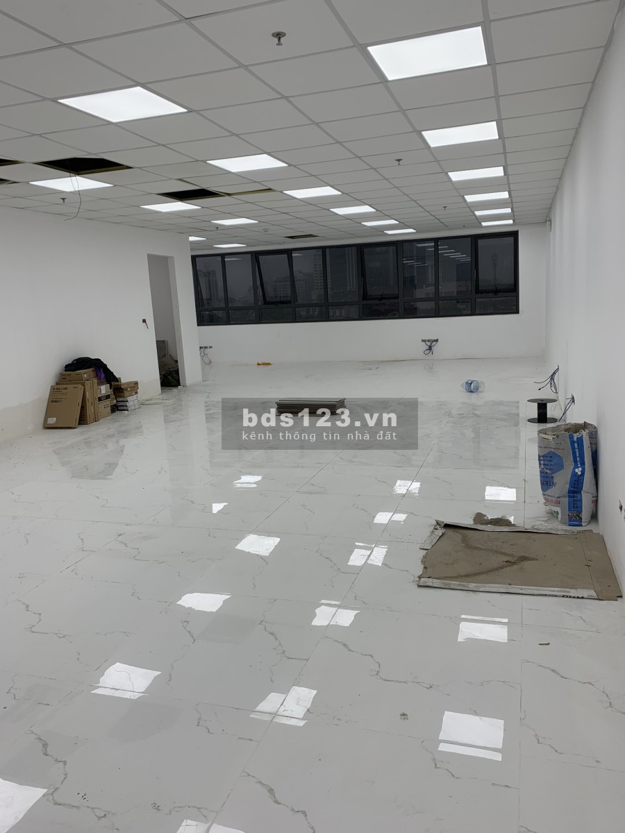 Chính chủ cho thuê văn phòng tầng 6 chung cư C1 Thành Công, có sẵn tiện nghi, ở ngay