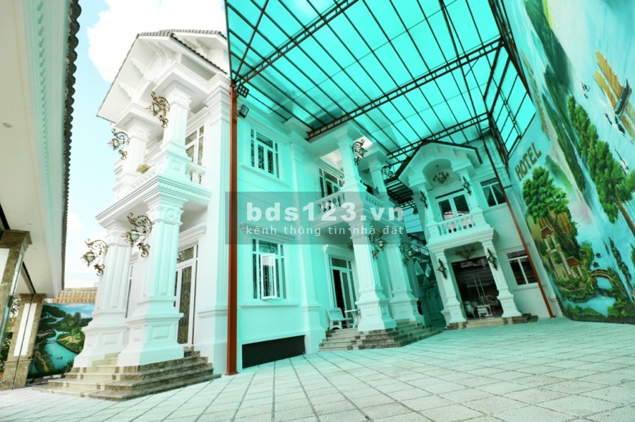 Bán khách sạn thiết kế sang trọng mặt tiền đường Nguyễn Đệ liên hệ 0965678313