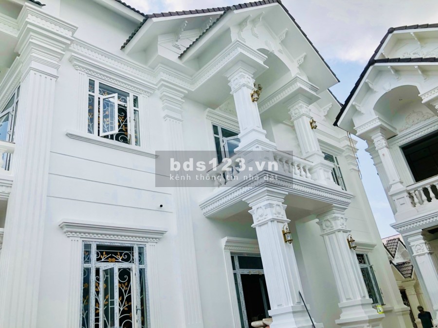 Bán khách sạn thiết kế sang trọng mặt tiền đường Nguyễn Đệ liên hệ 0965678313