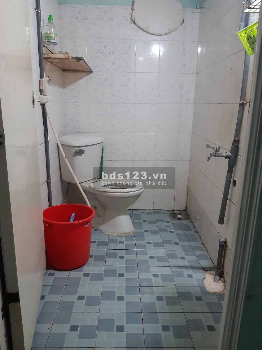 Phòng 25m2 gần chợ Tân bình, giờ tự do, nhà vệ sinh riêng giá 2 triệu/tháng, lhcc