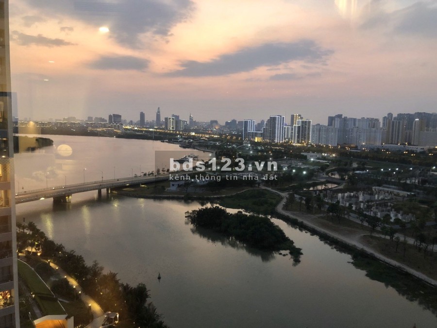 Hàng hiếm: 3PN 3WC 143m2 ĐẢO KIM CƯƠNG Full nội thất xịn giá chỉ 34 triệu/tháng. LH 0937221051