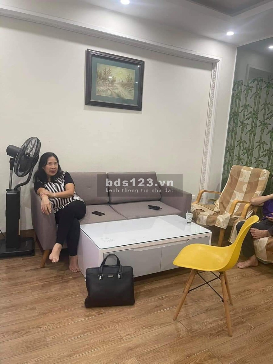 Đắc địa kinh doanh thang máy phân lô ô tô ra vào đường 800A Nguyễn Khánh Toàn, Cầu Giấy