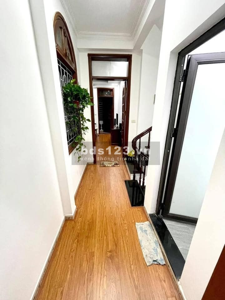 Chính chủ cần bán nhà phố Tôn Đức Thắng, 3 mặt thoáng, ô tô tránh, đúc 4 tầng thoáng