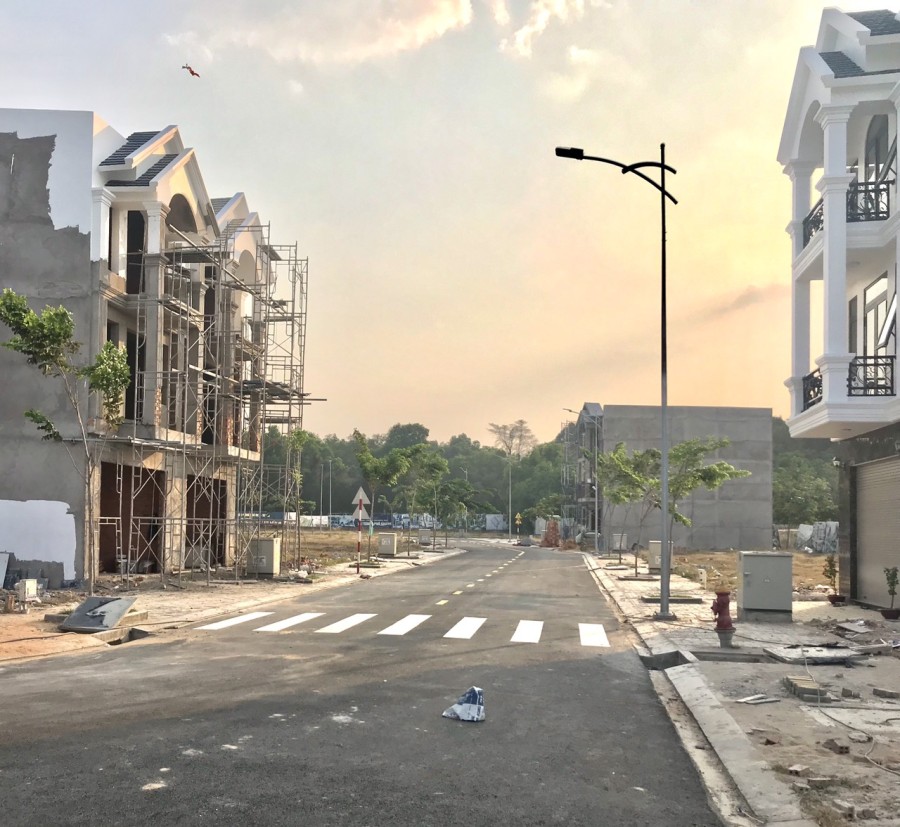 Bán lô đất giá rẻ trong khu công nghiệp VSip2, khu dân cư đông, sầm uất, pháp lý chính chủ