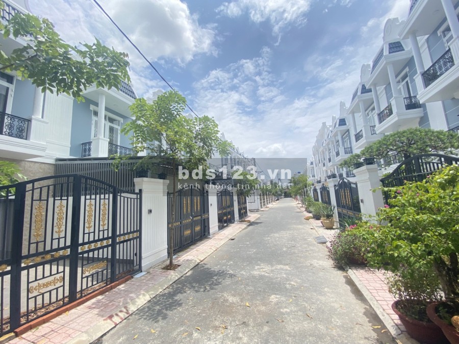 Cách đại lộ Đồng Khởi 150m nội thất tặng full bsn giao sổ hồng sẵn thiết kế phong cách châu Âu
