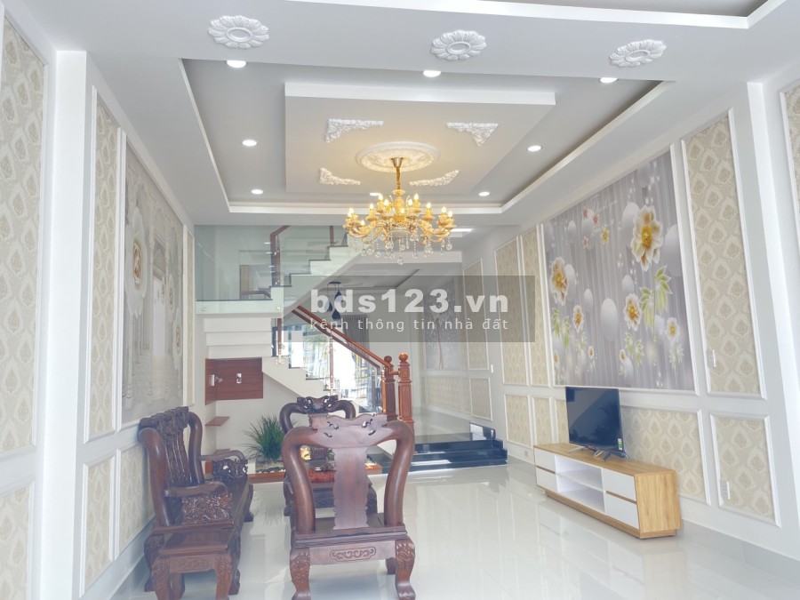 Cách đại lộ Đồng Khởi 150m nội thất tặng full bsn giao sổ hồng sẵn thiết kế phong cách châu Âu