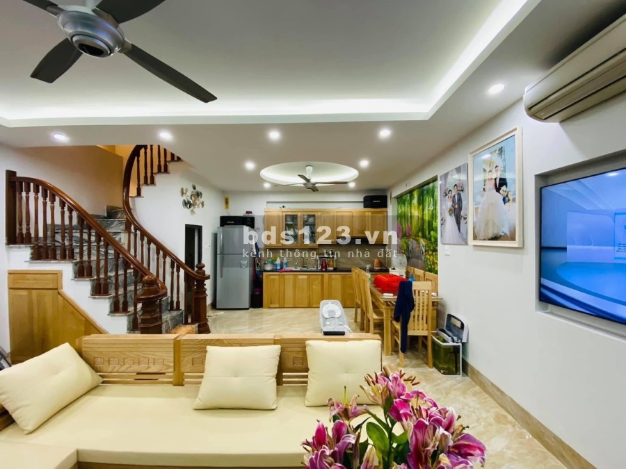 Siêu phẩm nhà ngõ Chùa Liên Phái diện tích 46m2 4 tầng, cách đường oto 30m giá 4.75 tỷ