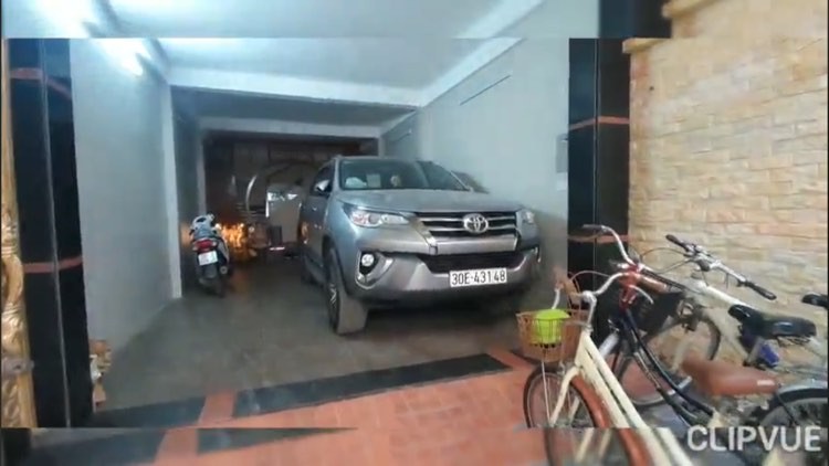 Bán nhà nguyên căn chính chủ khu phân lô Hoàng Quốc Việt dtsd 67m2 đúc 5 tầng giá 10 tỷ
