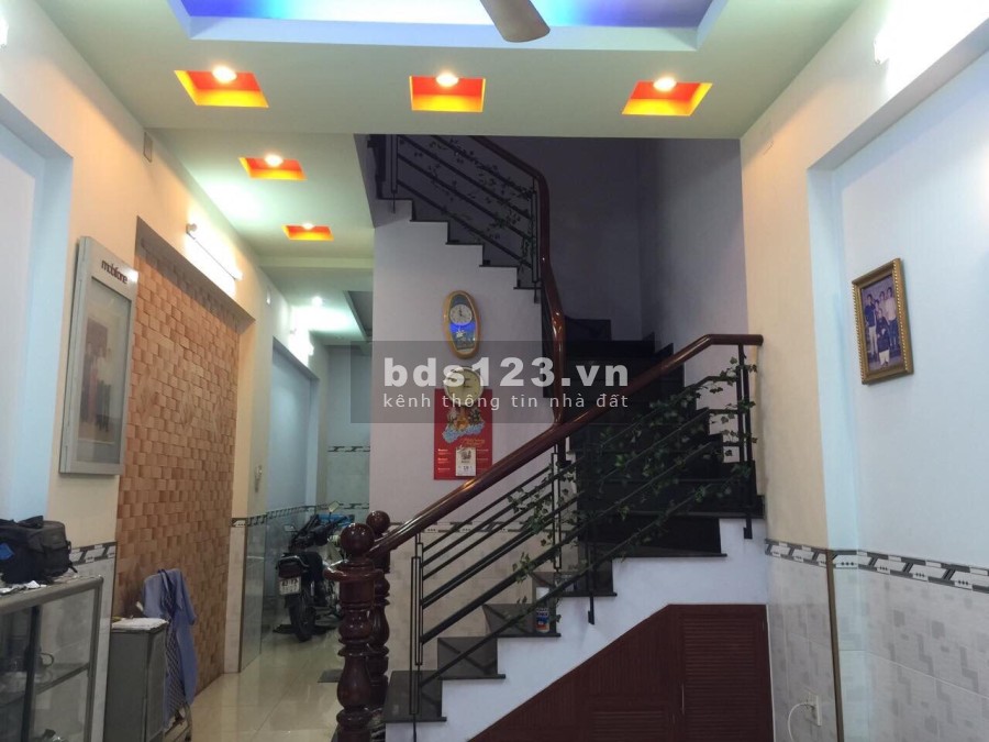 (Gò Vấp)Nhà đẹp, gấp bán, vị trí sát mặt tiền, Nguyễn Thái Sơn, dtsd 48m2, 3 tầng, gi 5.18 tỷ