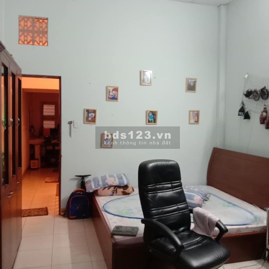 Bán gấp nhà đường Thống Nhất, P11, Gò Vấp, 2 lầu, diện tích 70m2, giá bán 4.7 tỷ sổ hồng riêng