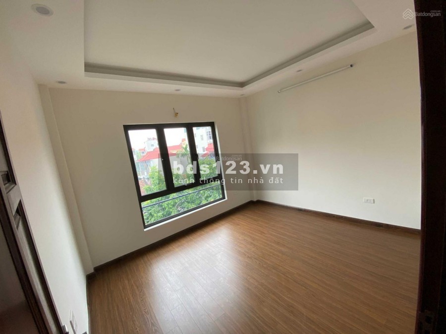 Chính chủ cần bán nhà 5 tầng đúc 6 phòng ngủ, full nội thất hiện đại, giá bán 2.5 tỷ, lhcc