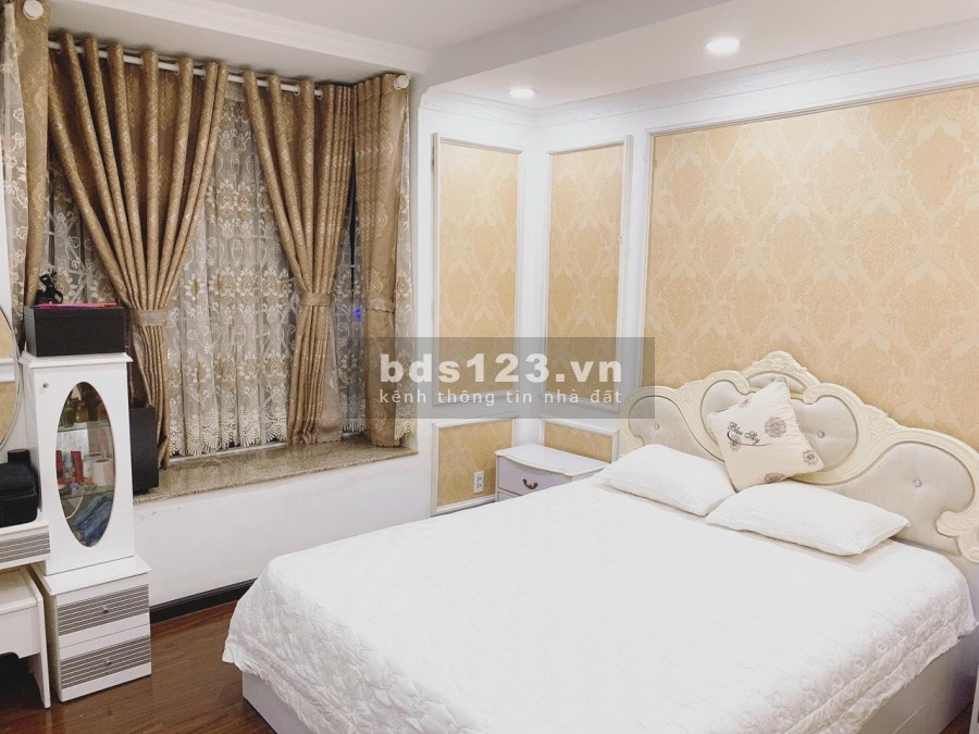 Bán nhanh căn hộ Hoàng Anh Gia Lai - Lock C ngân hàng hỗ trợ vay, tặng nội thất, lhcc