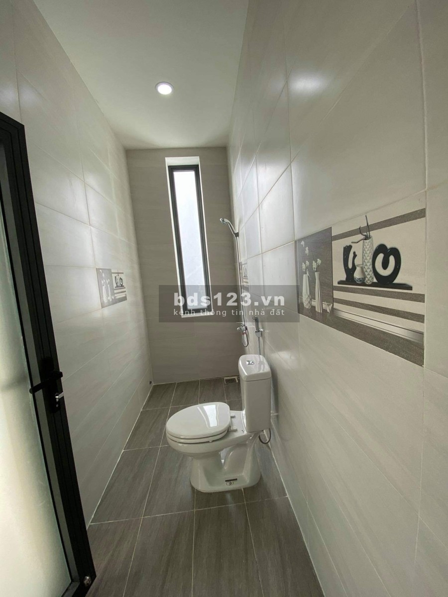 Nhà đẹp Phú thủy Phan Thiết mặt tiền bê tông, ngân hàng hỗ trợ vay 50% lh 0855540789