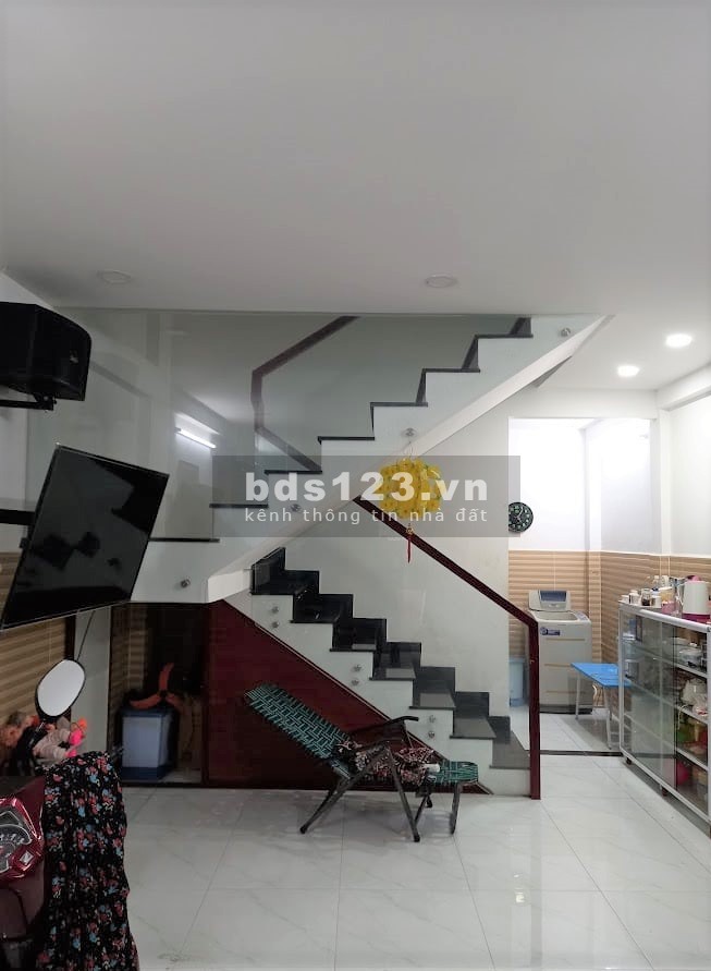 Nhà đẹp rộng, sổ đẹp, nở hậu, Trần Văn Quang, diện tích sử dụng 23m2, giá chốt 2tỷ6