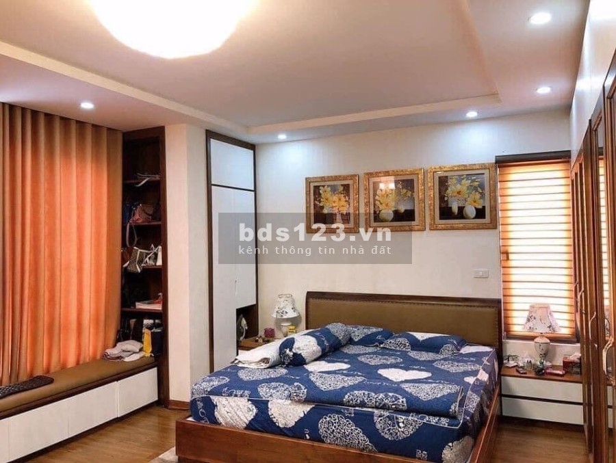 Bán nhà đẹp phố Xã Đàn diện tích sử dụng 55m2 ngõ nông gần phố giá nhỉnh 4 tỷ