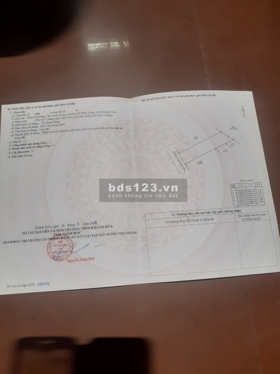Đất xã Vĩnh Trung cần ra 2 lô giá Ngộp vị trí bao đẹp bao thuận lợi, pháp lí rõ ràng, sổ sẵn