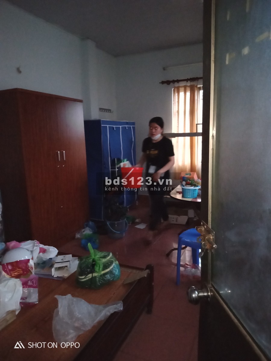 Bán nhà trọ sinh viên 4 tầng Cổng Học Viện Tài chính dtsd 60m2 lô góc ô tô vào nhà