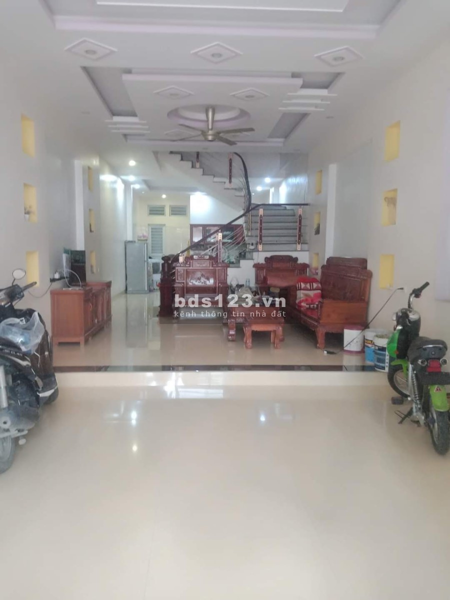 Bán nhà tại trung tâm thành phố Lào Cai giá bán 2.55 tỷ, thương lượng chính chủ