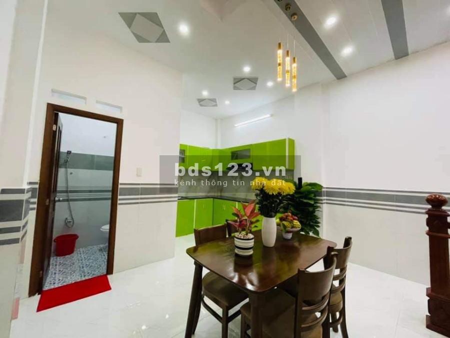 Nhà mới Phạm Văn Chiêu thiết kế hiện đại, nội thất sẵn dọn vào ở được ngay, sổ chính chủ