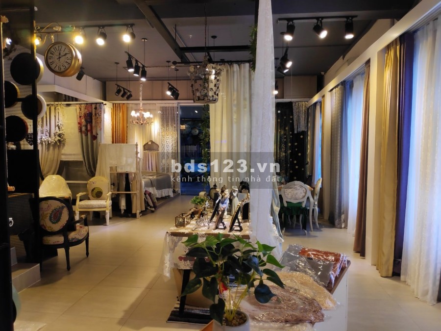 Cho thuê nhà phố mặt tiền tiện làm showroom, văn phòng, kinh doanh tại SALA Quận 2 7500$