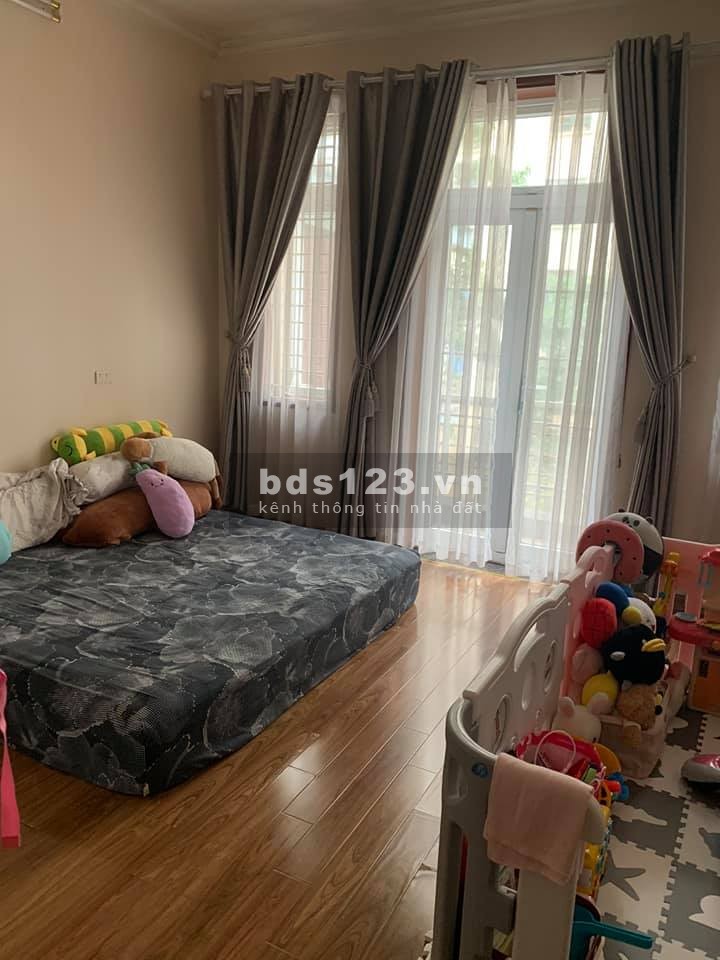 Bán nhà đẹp Cầu Giấy - Nguyễn Thị Định, tiện ích vô vàn, 5 tầng 72m2 giá 19 tỷ