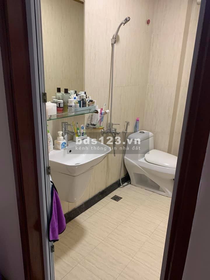 Bán nhà đẹp Cầu Giấy - Nguyễn Thị Định, tiện ích vô vàn, 5 tầng 72m2 giá 19 tỷ