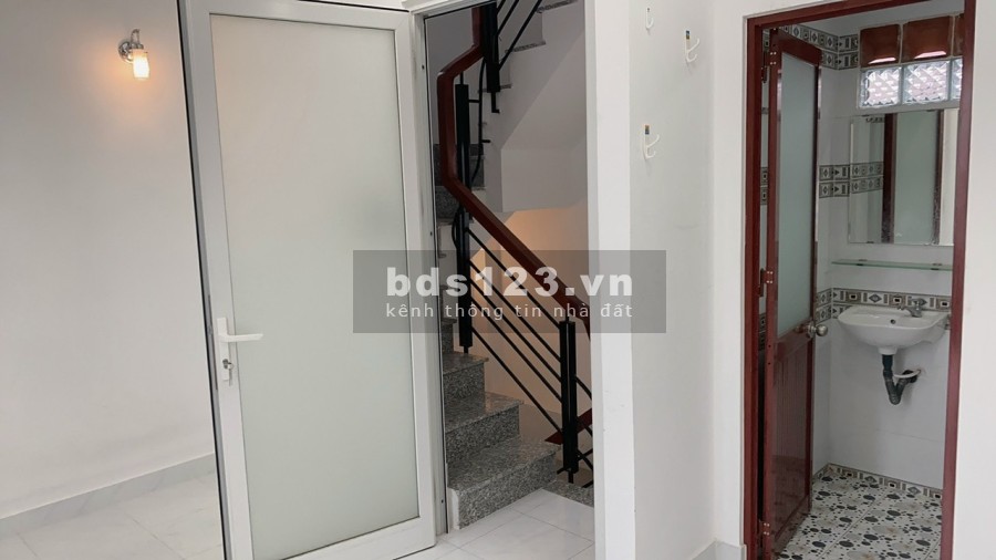 Bán gấp nhà phường 9 Lý Thái Tổ hẻm thông tứ bề giá bán chỉ 5 tỷ pháp lý chính chủ