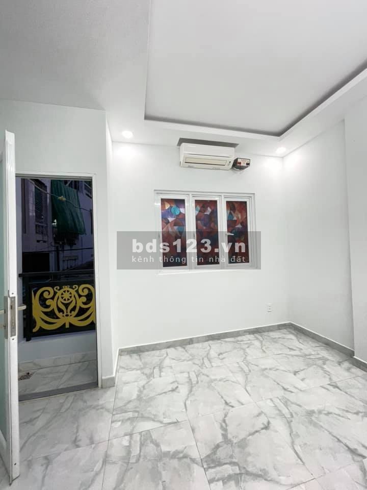 Nhà đẹp giá tốt hẻm xe hơi 4 tấm Phạm Văn Hai Quận Tân Bình giá bán 5ty5 kiến trúc nhà đẹp