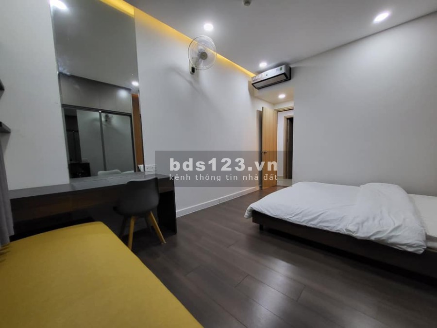 Ban căn 3PN 96m2 The Sun Avenue đầy đủ nội thất, ban công Đông Nam, view sông Sài Gòn. Giá 5.5 tỷ