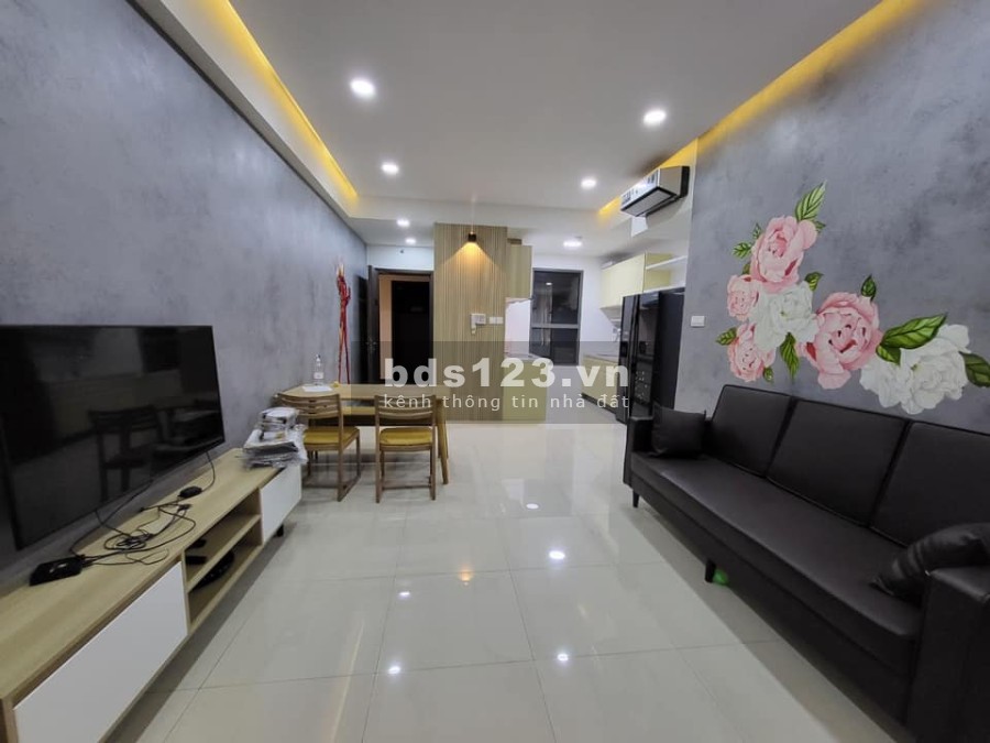 Ban căn 3PN 96m2 The Sun Avenue đầy đủ nội thất, ban công Đông Nam, view sông Sài Gòn. Giá 5.5 tỷ