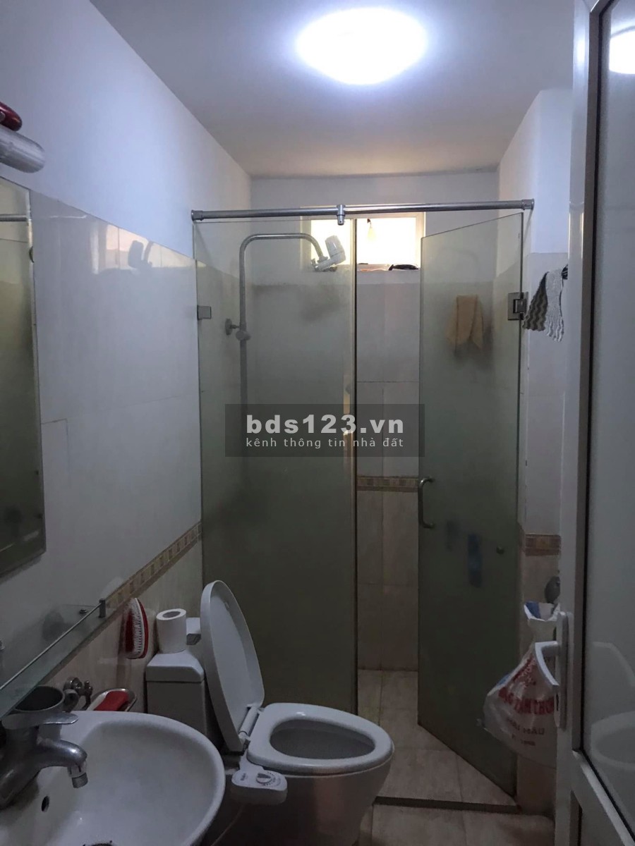 Chính chủ gửi bán nhà 6 tầng 1 tum phố Mai Dịch Quận Cầu Giấy diện tích 43.5m2 giá 4.8 tỷ