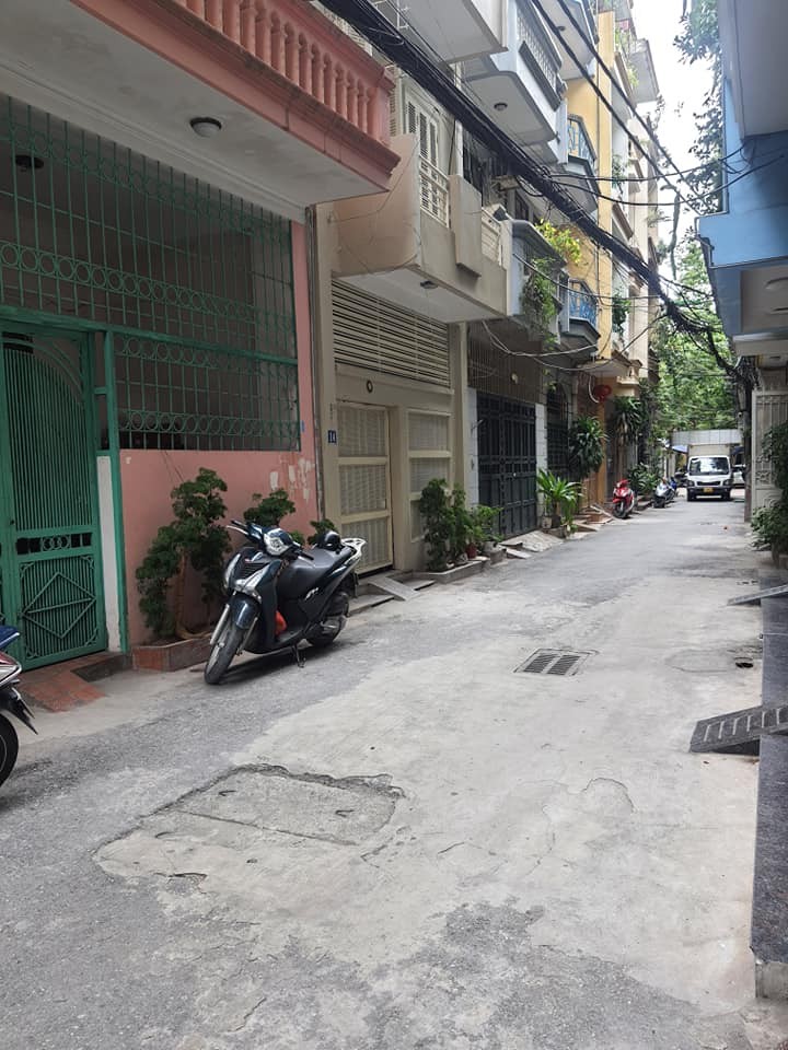 Bán nhà đường Đào Tấn, 2 mặt thoáng, diện tích 48m2 mặt tiền 4.8m, 3 ngủ, giá bán 3.6 tỷ