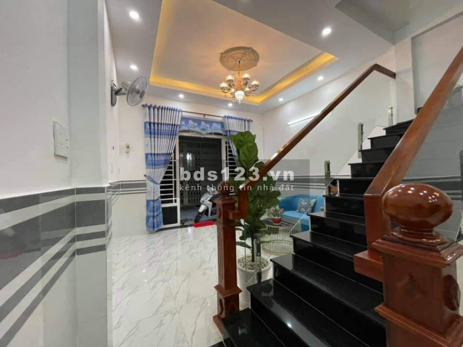 Nhà mới Phạm Văn Chiêu thiết kế hiện đại, nội thất sẵn dọn vào ở được ngay, sổ chính chủ