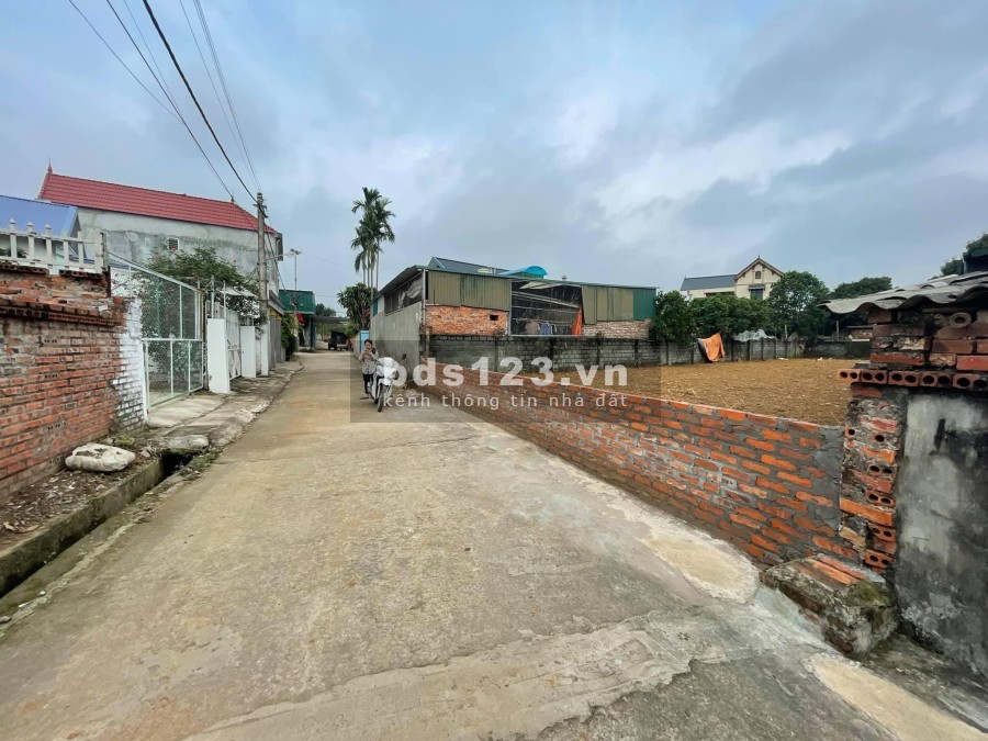 Thật dễ dàng sỡ hữu 1 lô đất đẹp tuyệt tại Phú Cát Quốc Oai với giá chỉ 17 triệu/m2