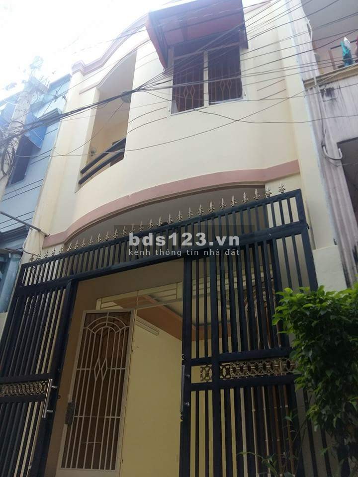 Nhà cho thuê nguyên căn thoáng mát, yên tĩnh, diện tích 72m2 Quận Gò Vấp, đường nhựa lớn