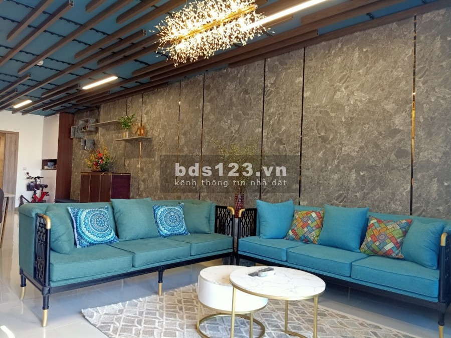 Cho thuê căn hộ 3 phòng ngủ, cao cấp giá rẻ nhất Sunwah Pearl tiện ích nội khu đầy đủ