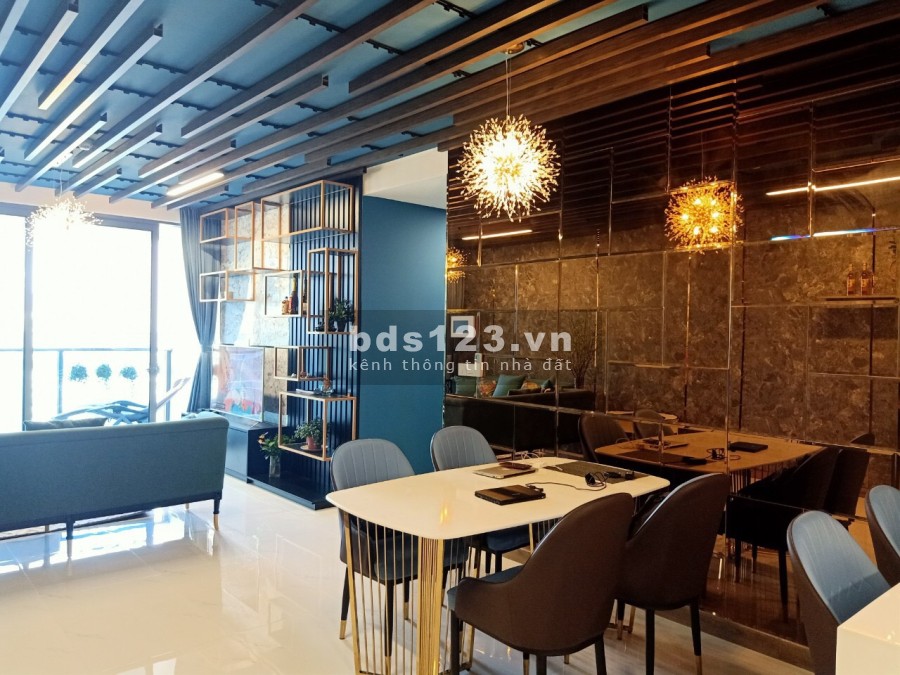 Cho thuê căn hộ 3 phòng ngủ, cao cấp giá rẻ nhất Sunwah Pearl tiện ích nội khu đầy đủ