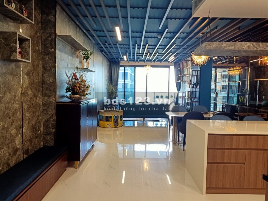 Cho thuê căn hộ 3 phòng ngủ, cao cấp giá rẻ nhất Sunwah Pearl tiện ích nội khu đầy đủ