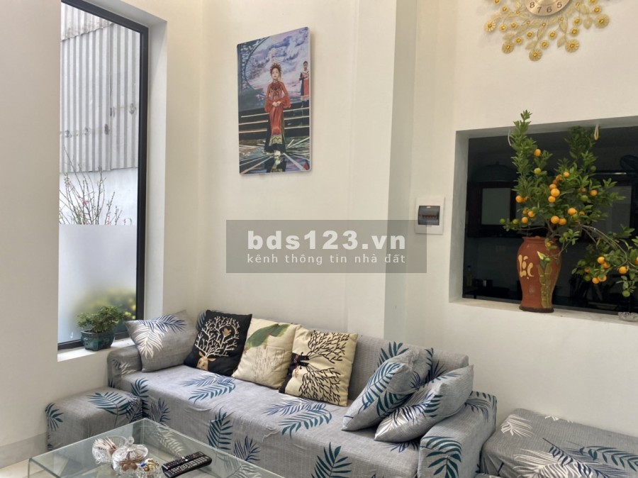 Bán nhà nguyên căn lộc chủ công chức bao đẹp phố Bùi Xương Trạch, liên hệ 0906551990